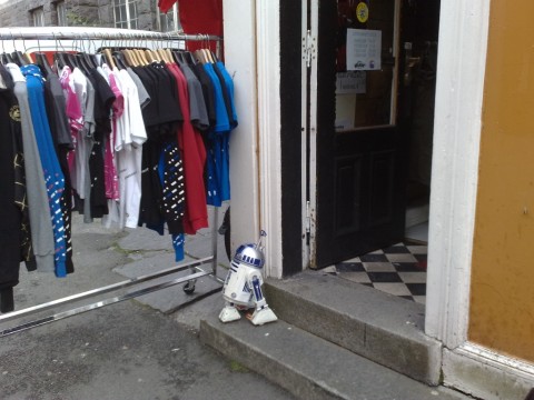 R2D2 Watching